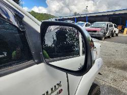 View Toyota Hilux 2014  