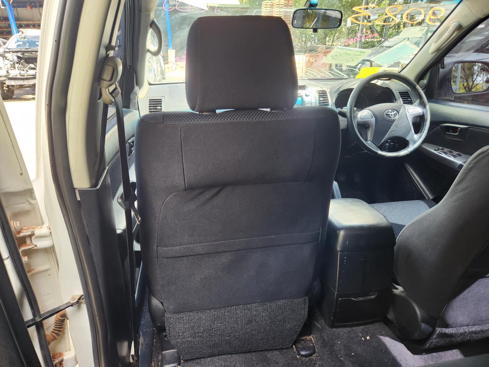 View Toyota Hilux 2014  