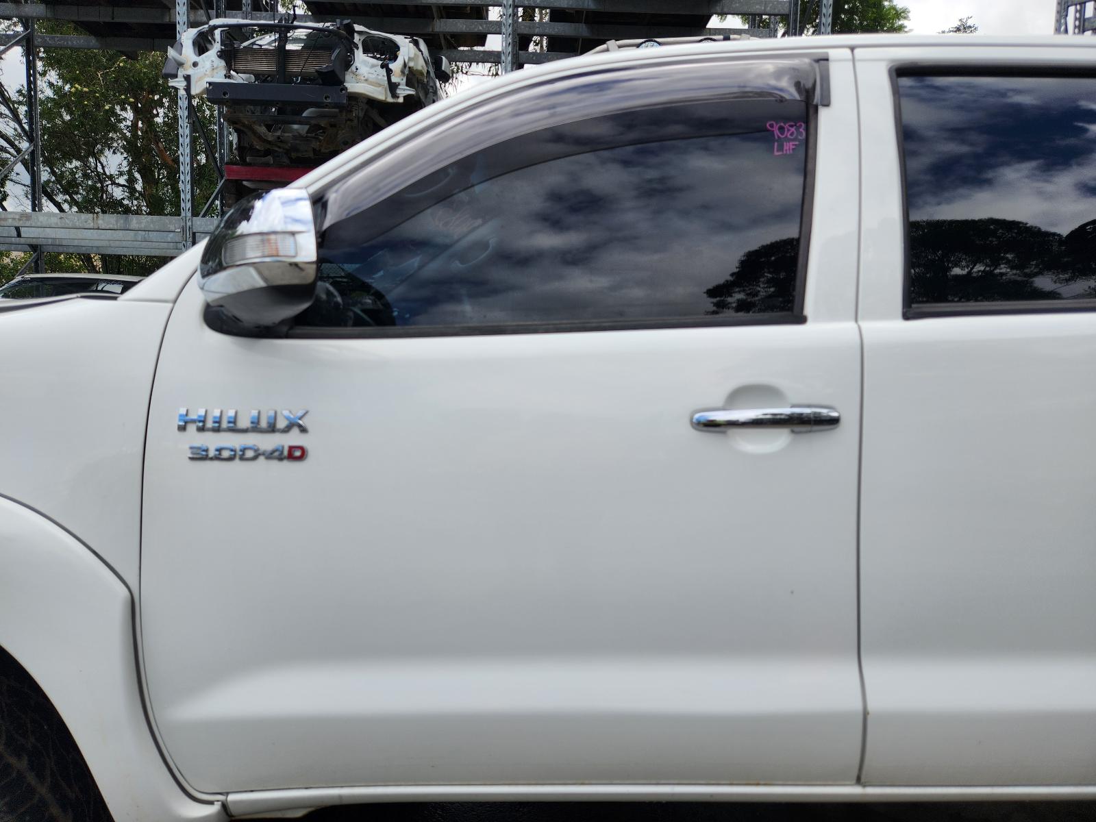 View Toyota Hilux 2014  