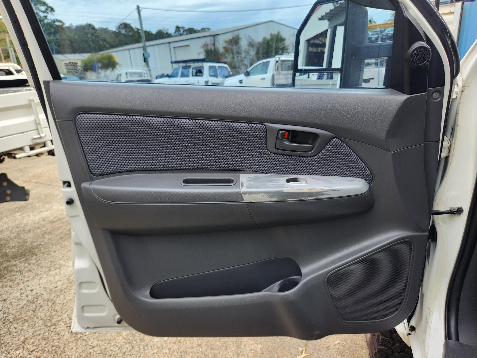 2013 Toyota Hilux Ashtray View Auto part Ashtray Toyota Hilux 2013