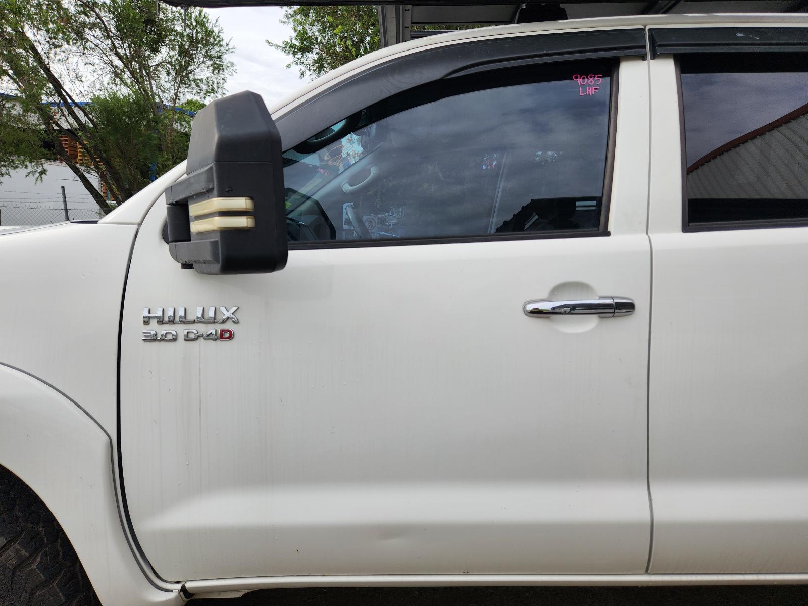 2013 Toyota Hilux Ashtray View Auto part Ashtray Toyota Hilux 2013