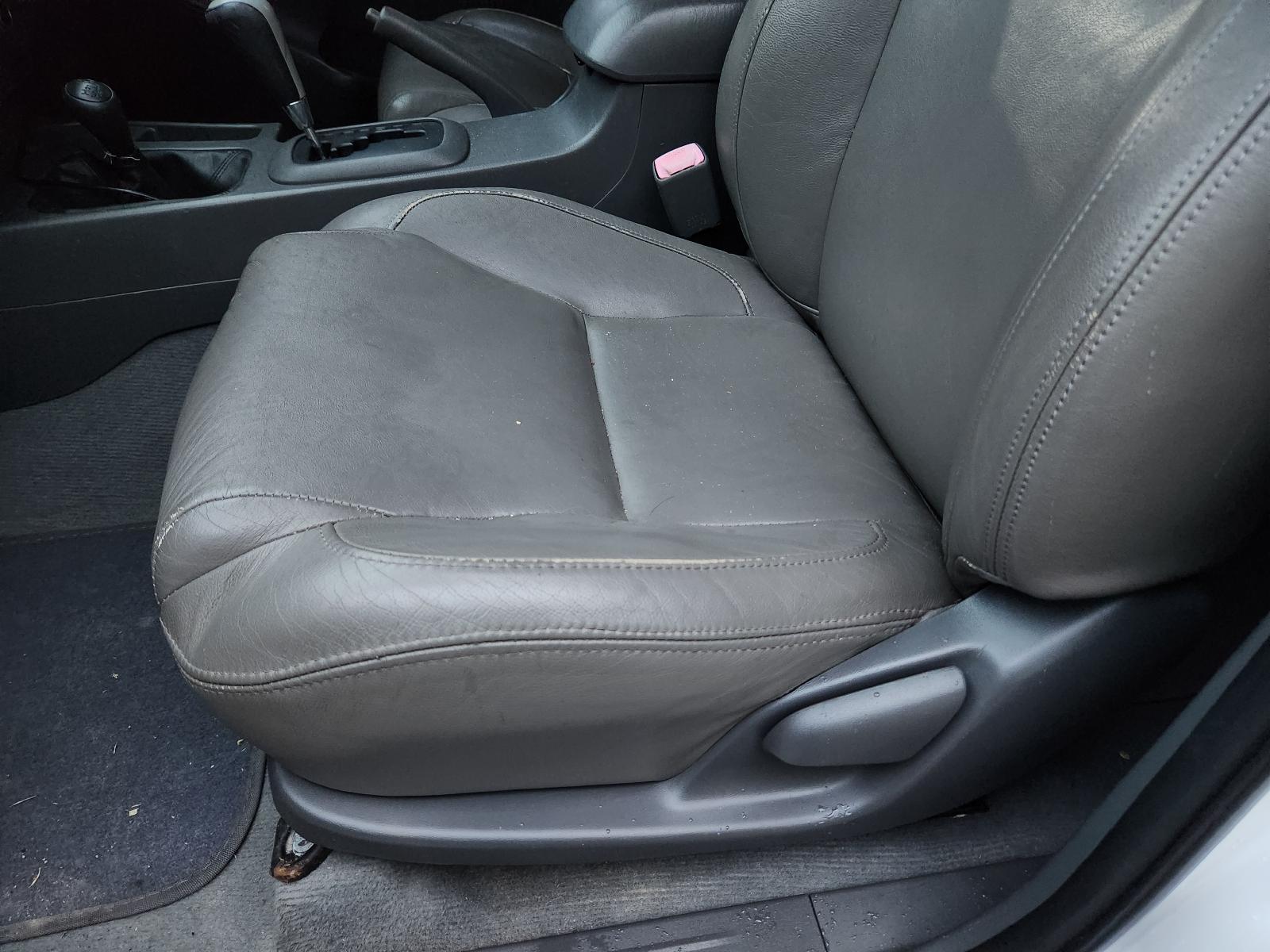 2013 Toyota Hilux Ashtray View Auto part Ashtray Toyota Hilux 2013