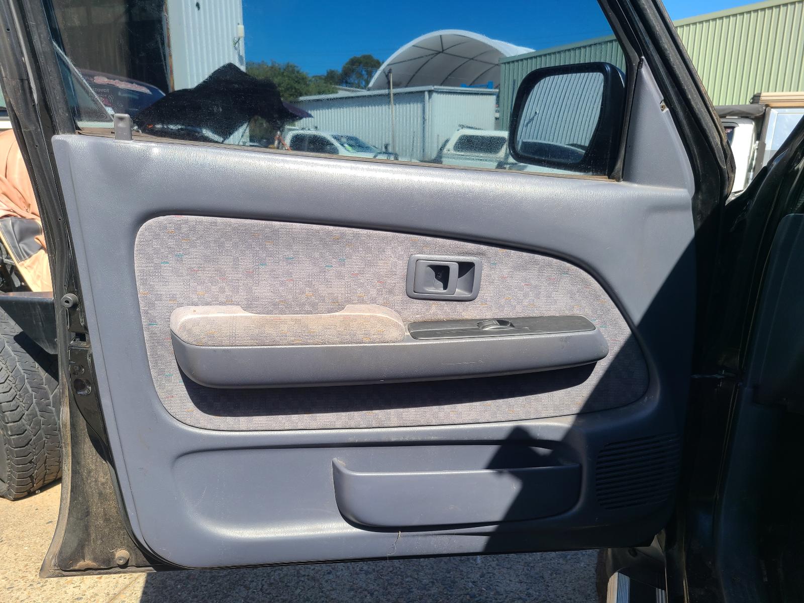 Toyota Hilux 2003 View Toyota Hilux 2003