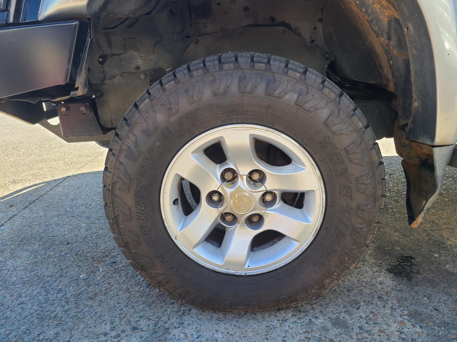 Toyota Hilux 2003 View Toyota Hilux 2003