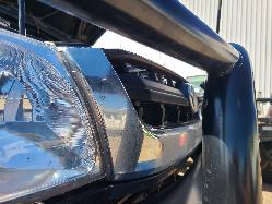 View Toyota Hilux 2003