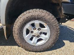 View Toyota Hilux 2003