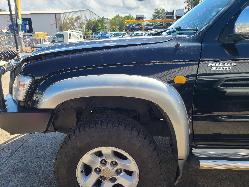 View Toyota Hilux 2003