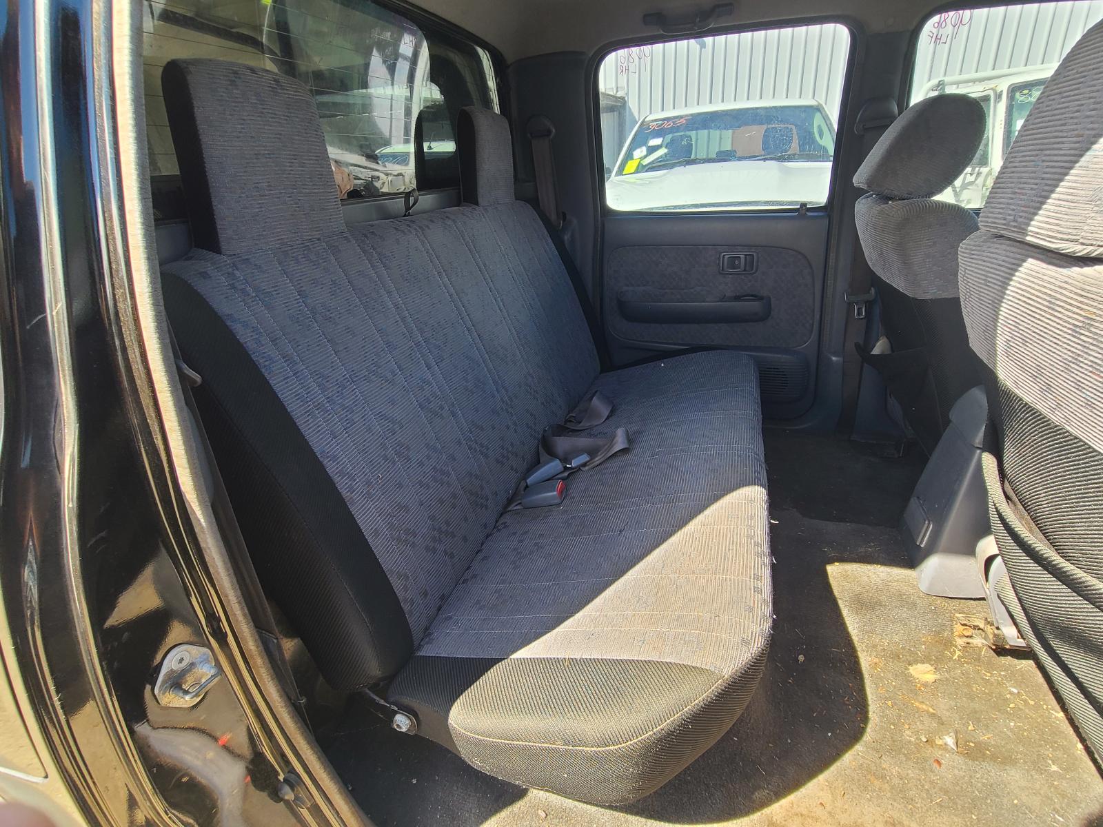 Toyota Hilux 2003 View Toyota Hilux 2003