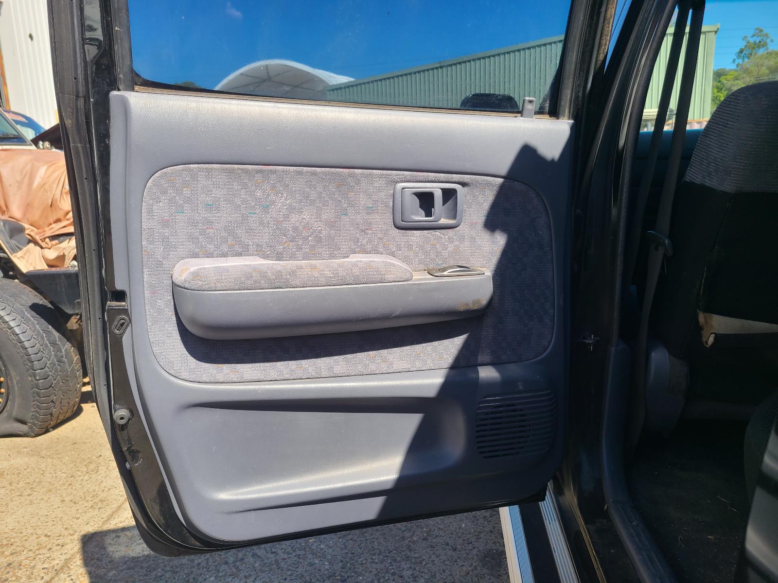 Toyota Hilux 2003 View Toyota Hilux 2003