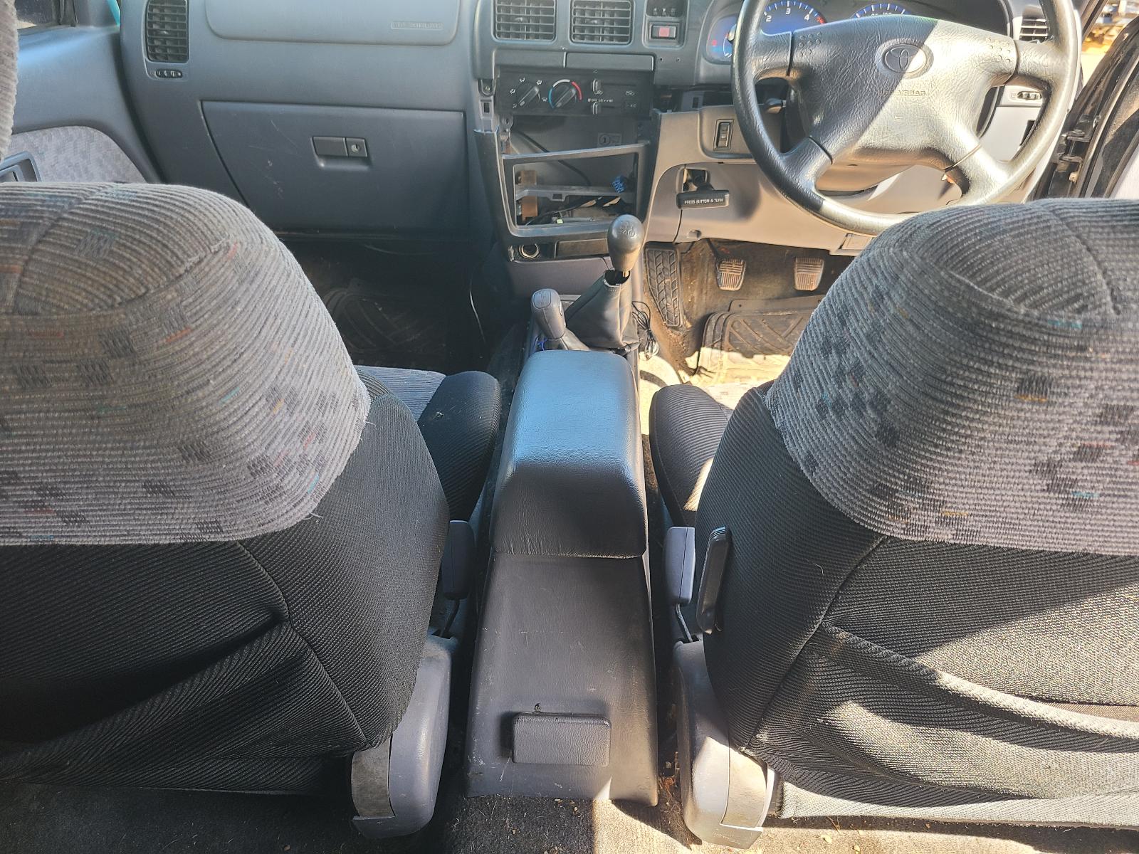 Toyota Hilux 2003 View Toyota Hilux 2003