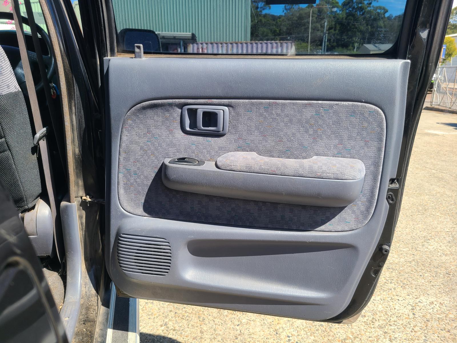 Toyota Hilux 2003 View Toyota Hilux 2003