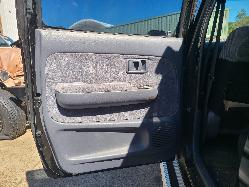 View Toyota Hilux 2003