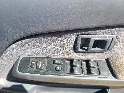 View Toyota Hilux 2003