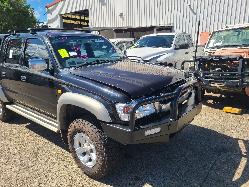 View Toyota Hilux 2003