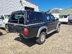 View Toyota Hilux 2003