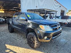View Toyota Hilux 2006 4 Door Utility