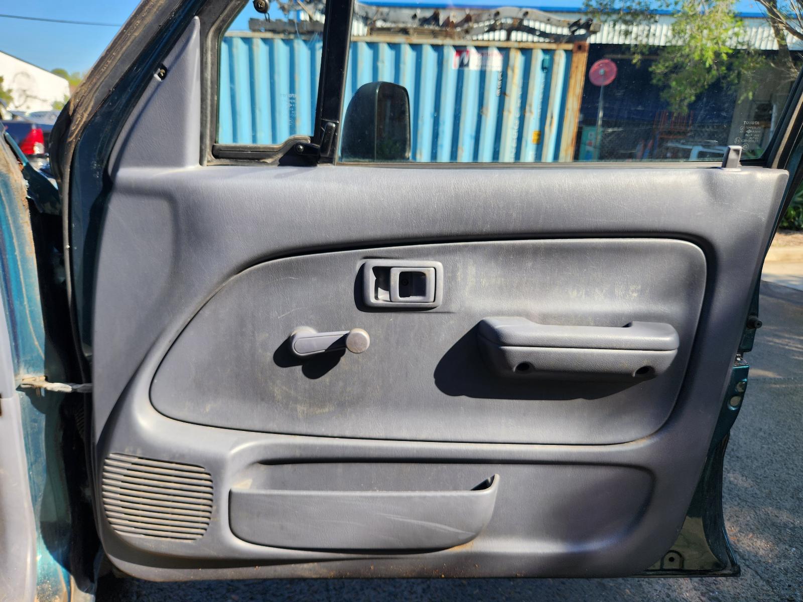 View Toyota Hilux 1997  
