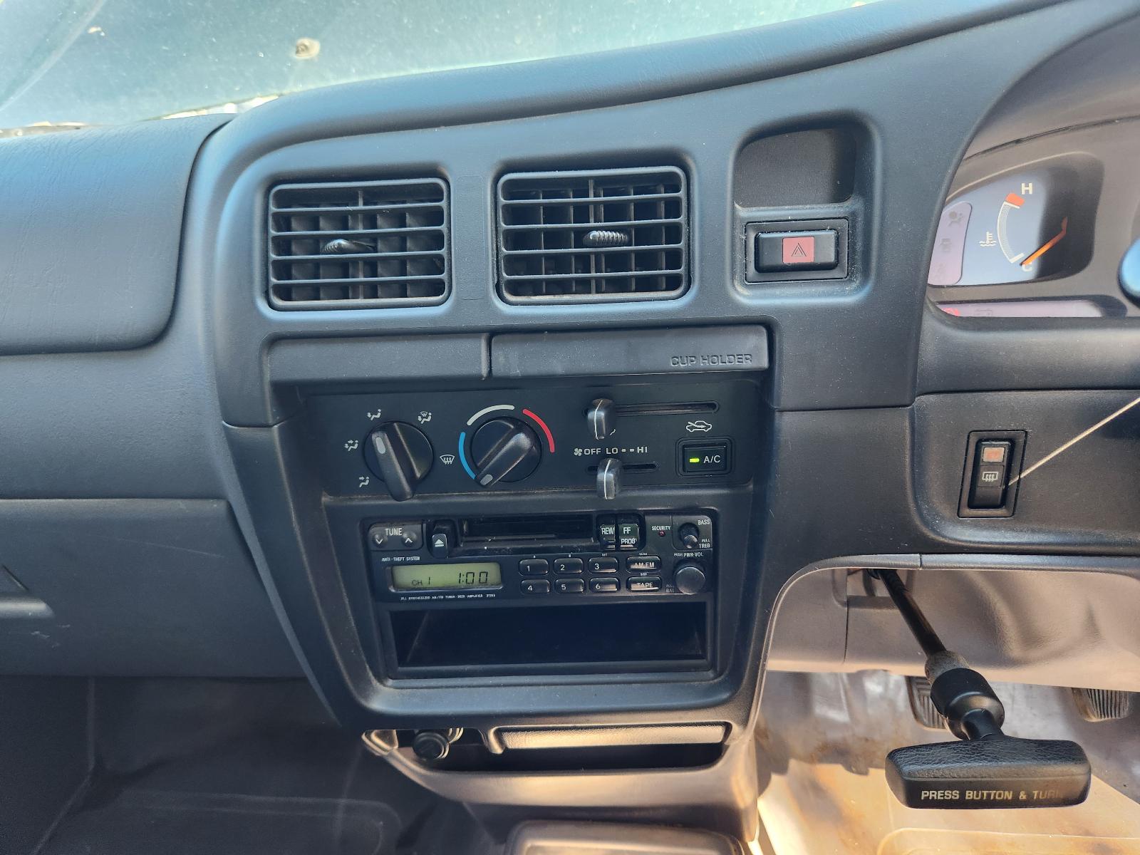 View Toyota Hilux 1997  