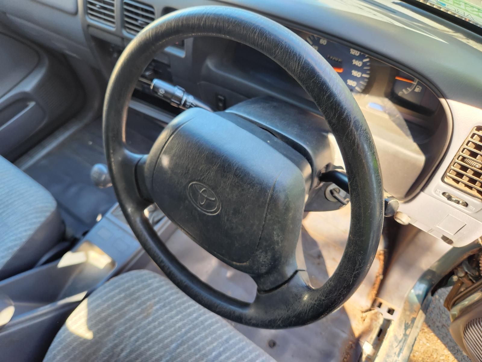 View Toyota Hilux 1997  