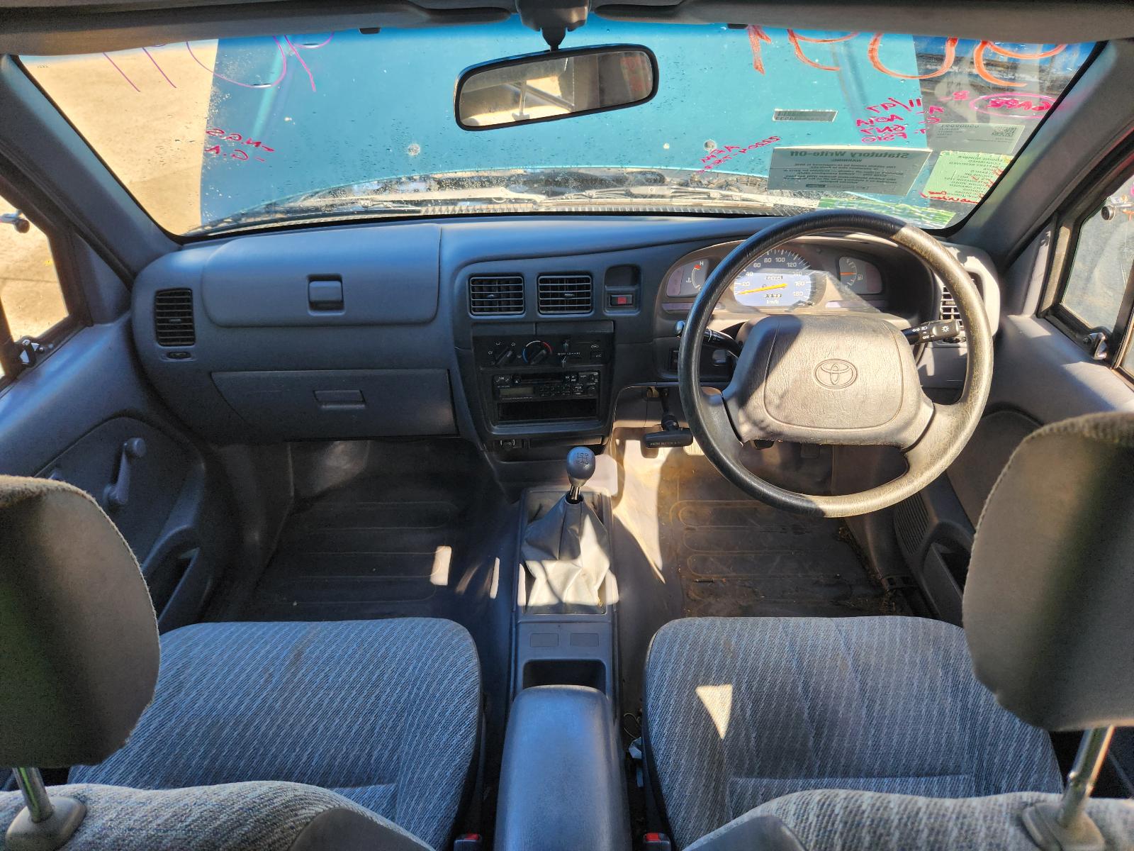 View Toyota Hilux 1997  