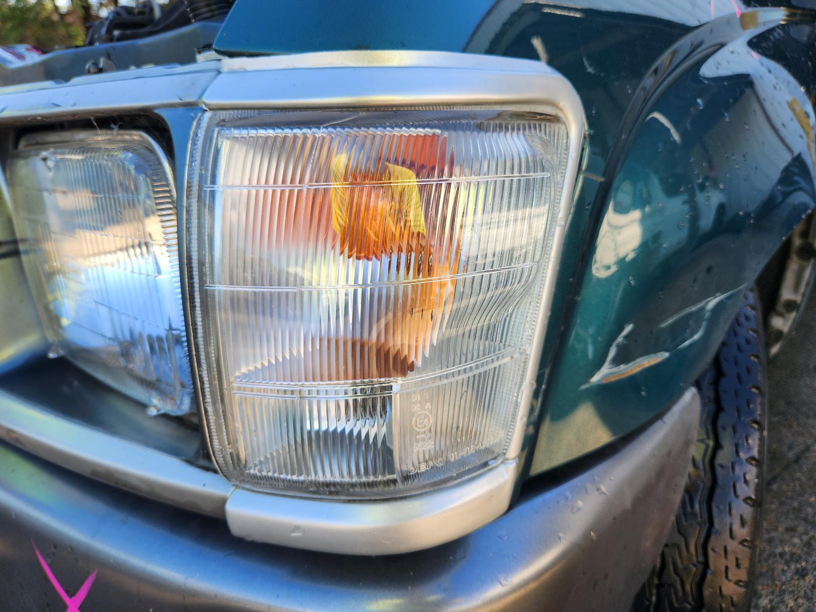 View Toyota Hilux 1997  