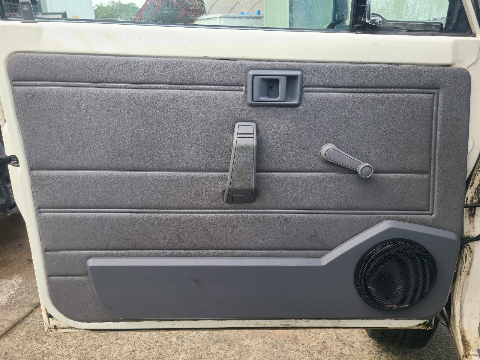 Toyota Landcruiser 2011 View Toyota Landcruiser 2011