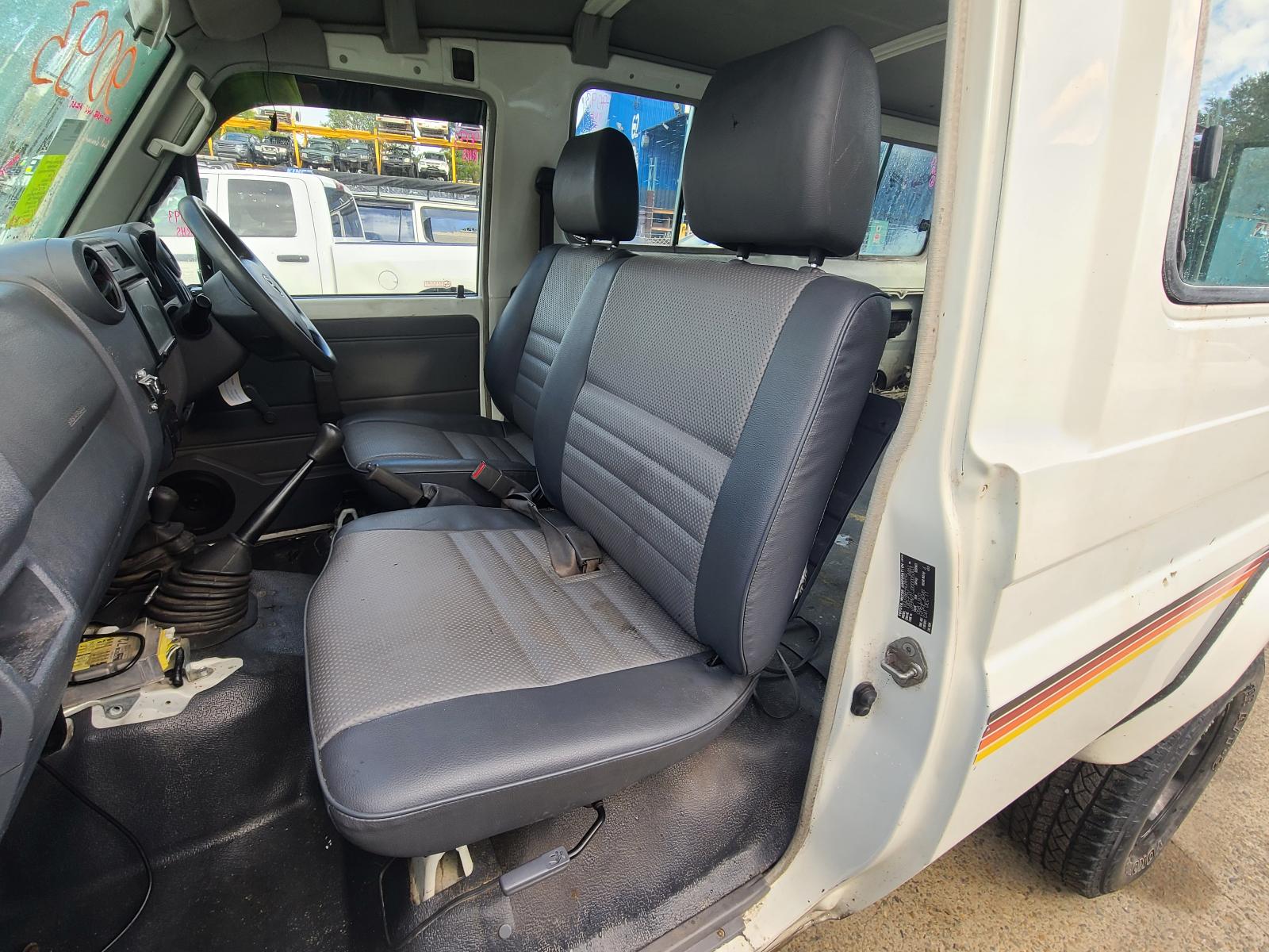 Toyota Landcruiser 2011 View Toyota Landcruiser 2011