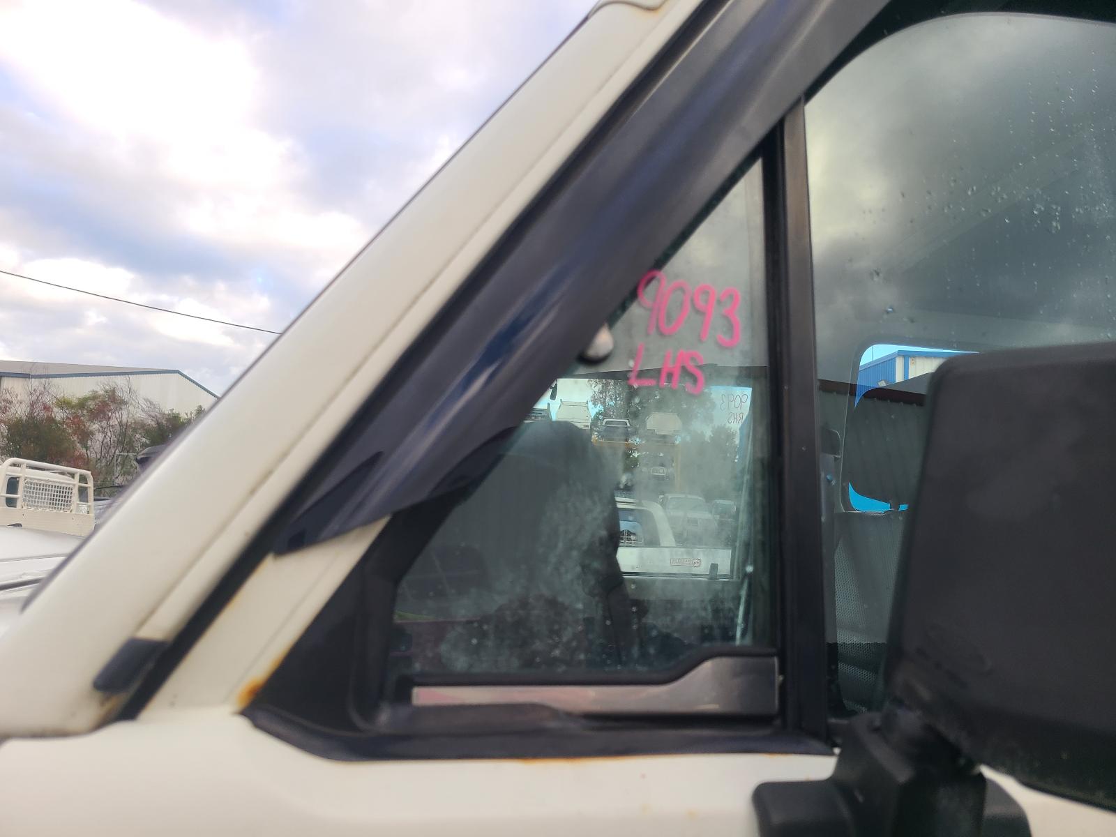 Toyota Landcruiser 2011 View Toyota Landcruiser 2011