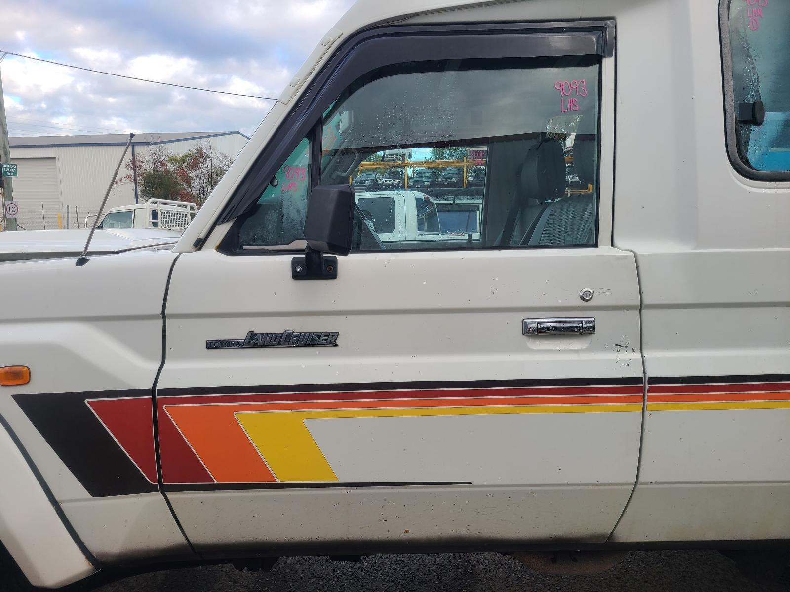 Toyota Landcruiser 2011 View Toyota Landcruiser 2011