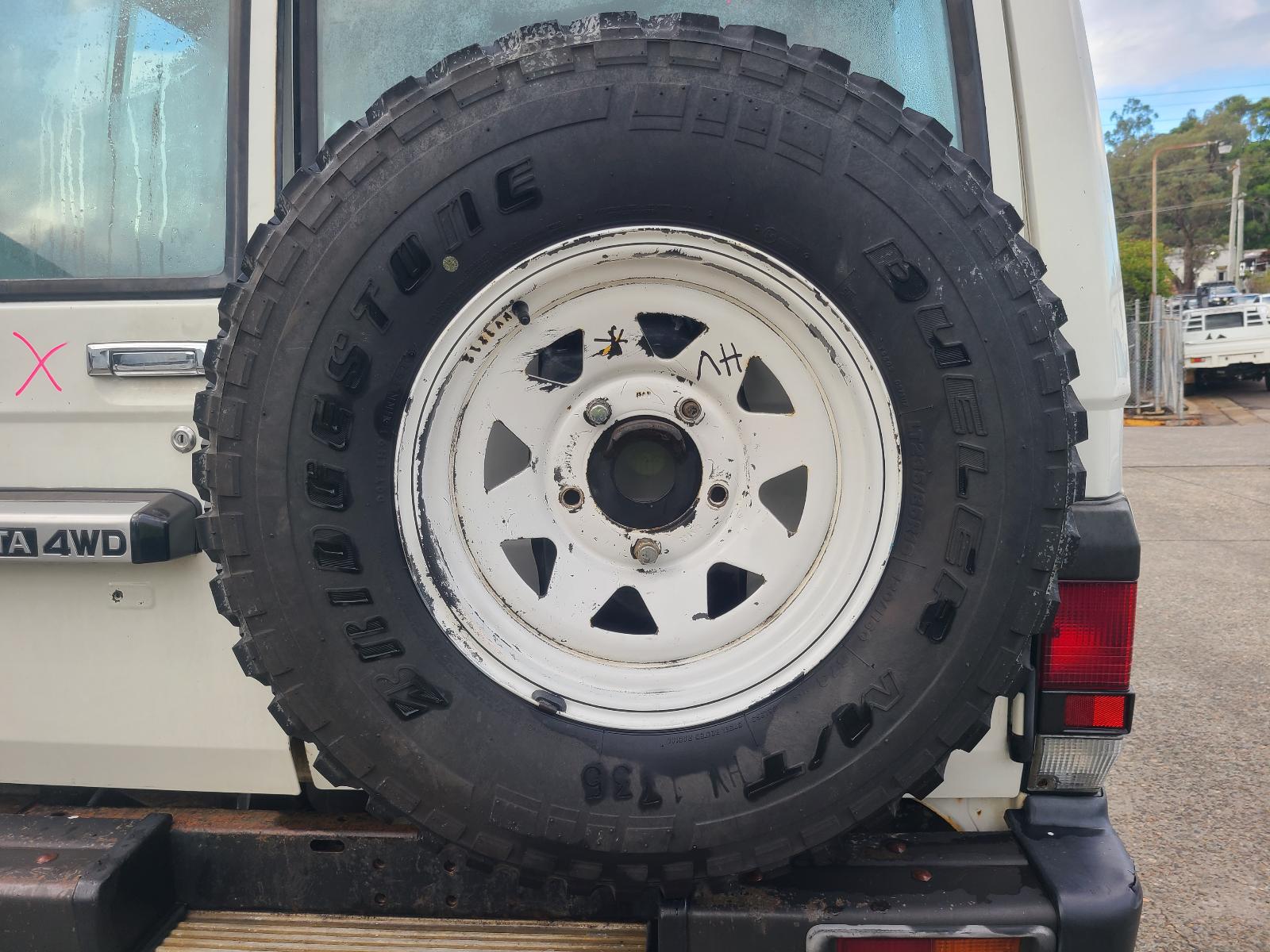 Toyota Landcruiser 2011 View Toyota Landcruiser 2011