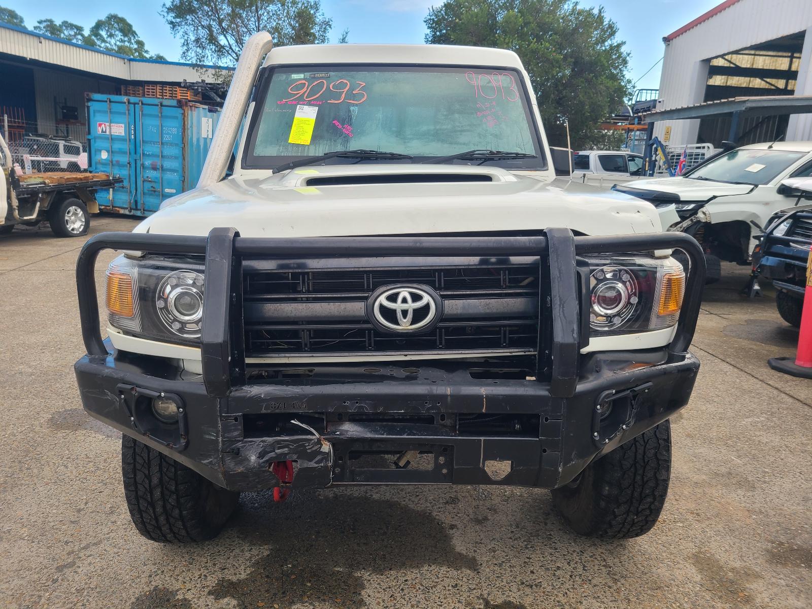 Toyota Landcruiser 2011 View Toyota Landcruiser 2011