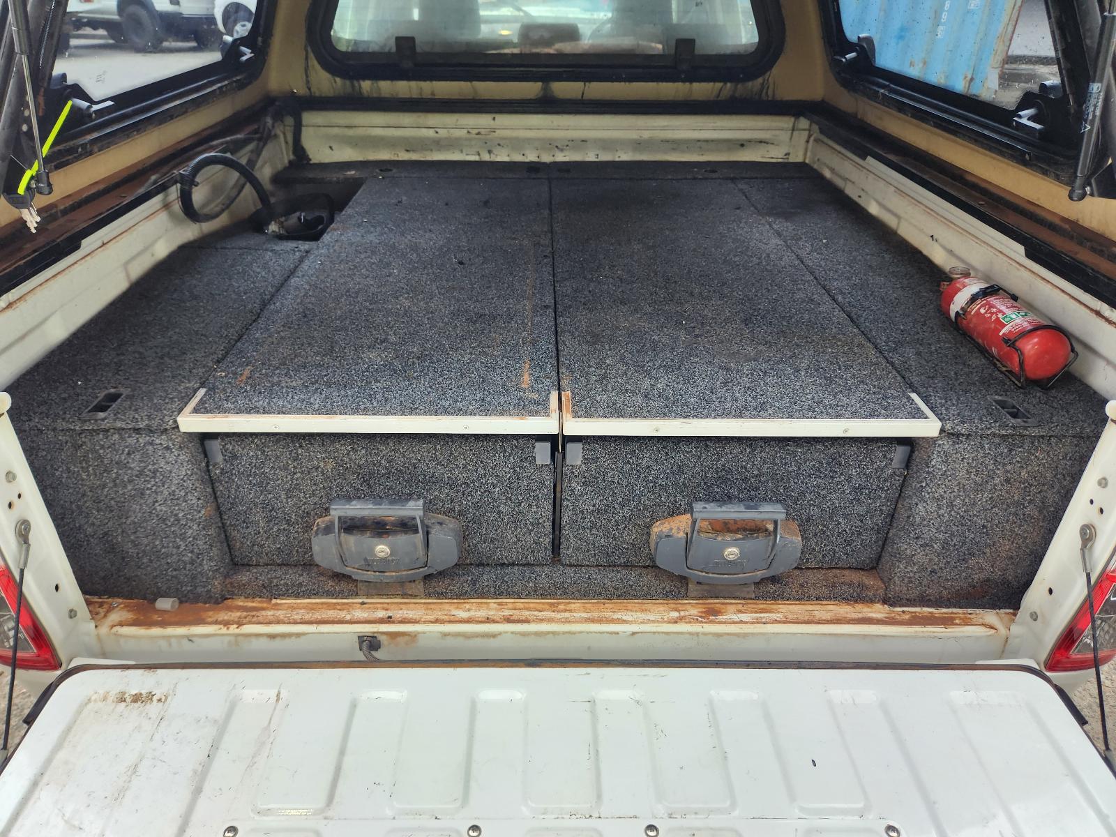 View Toyota Hilux 2014  