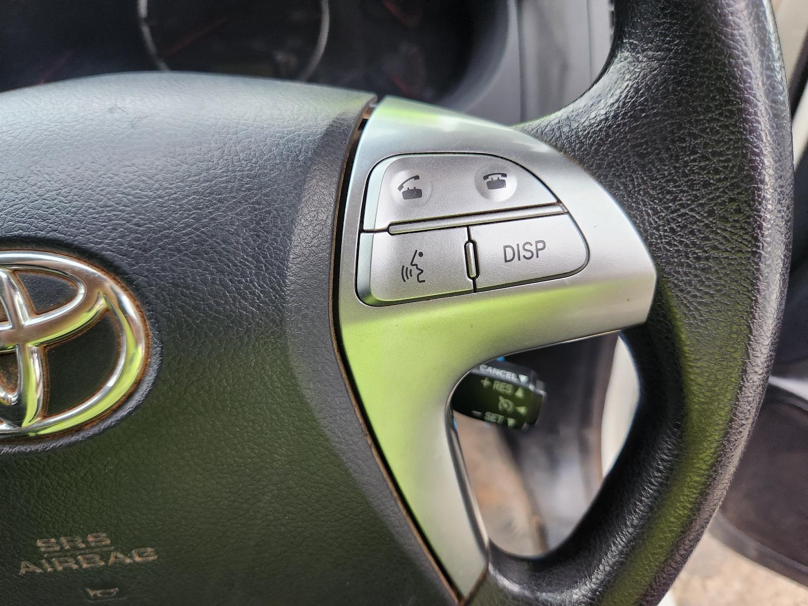 View Toyota Hilux 2014  