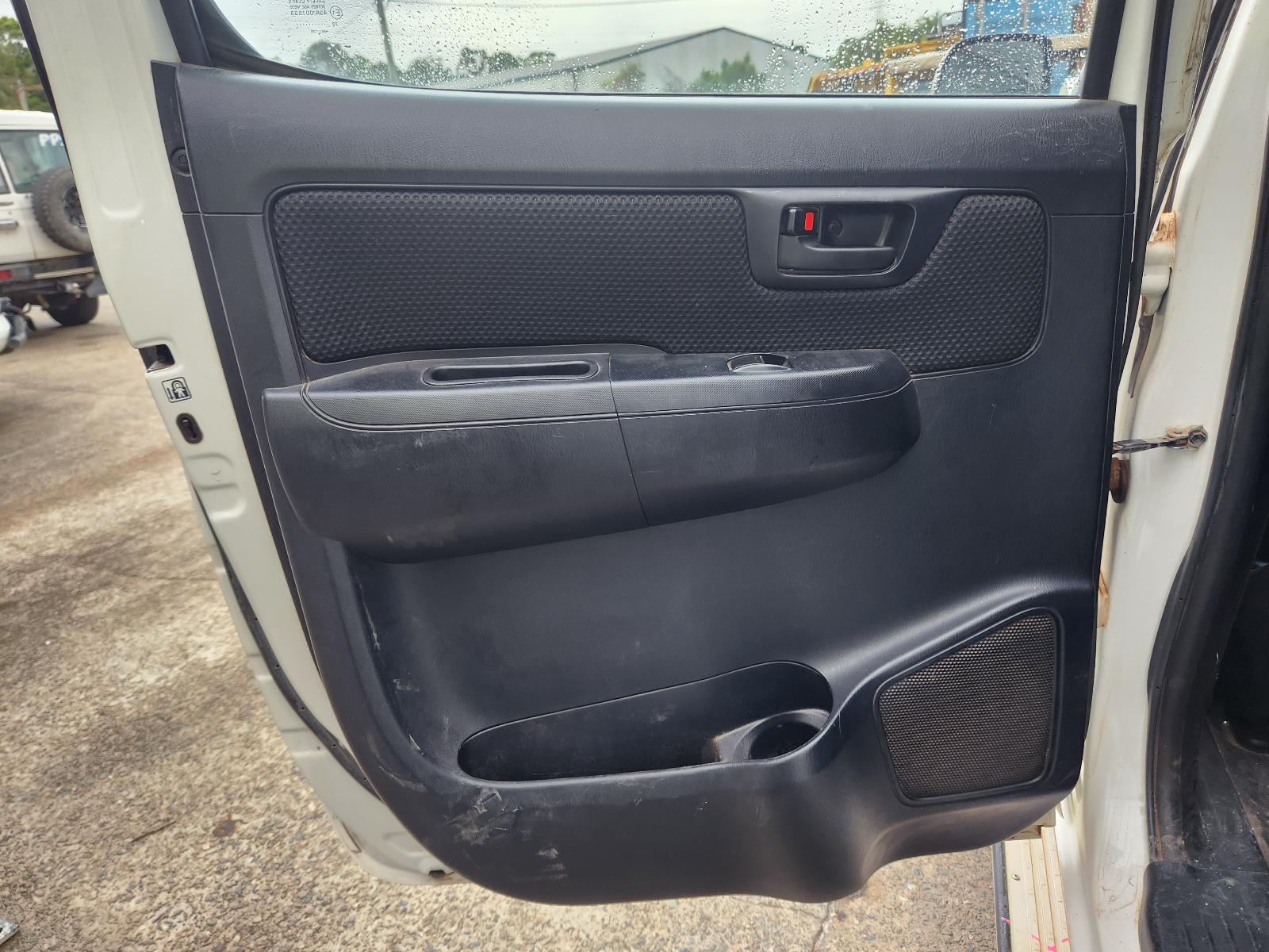 View Toyota Hilux 2014  