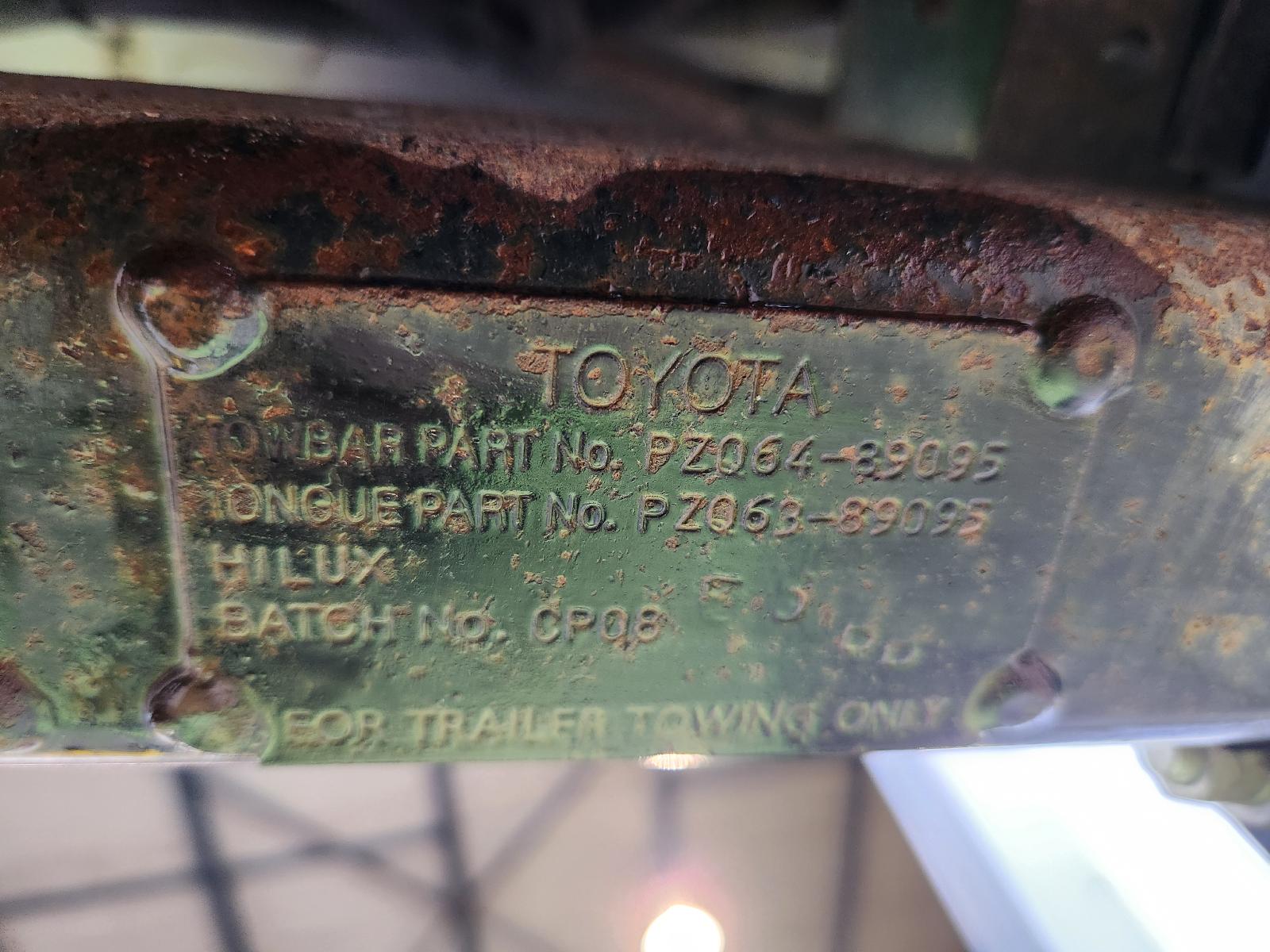 View Toyota Hilux 2014  