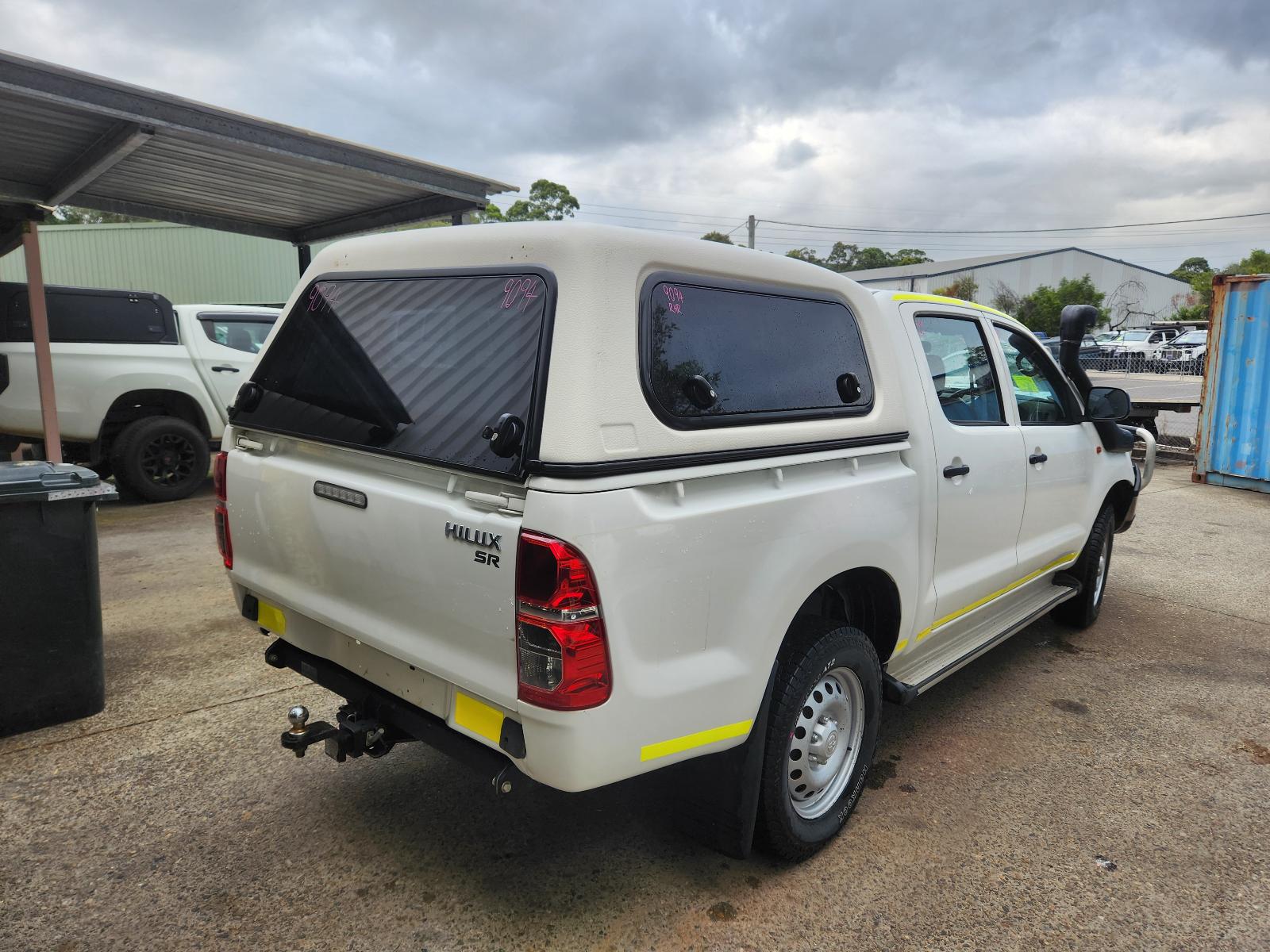 View Toyota Hilux 2014  