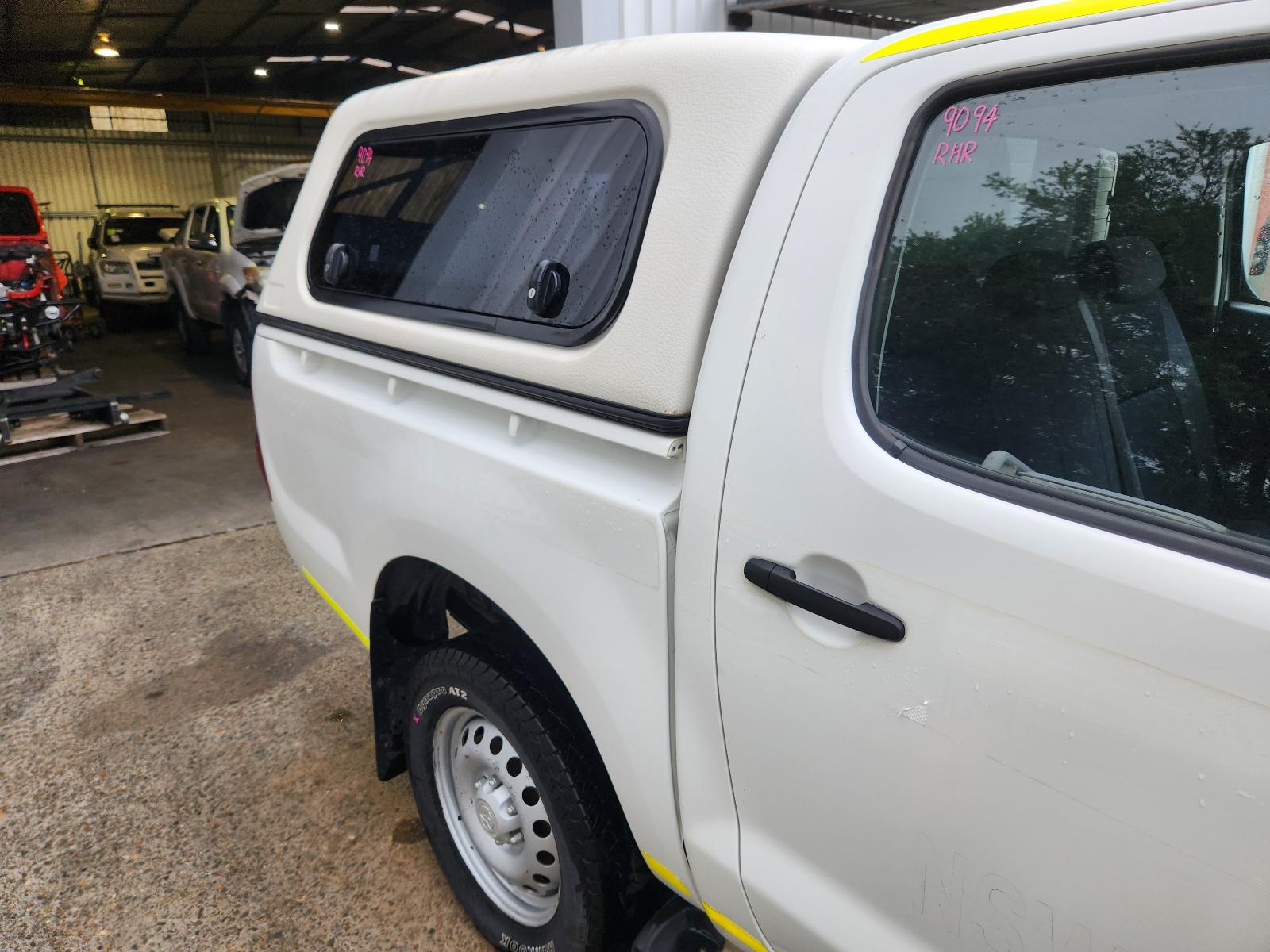 View Toyota Hilux 2014  