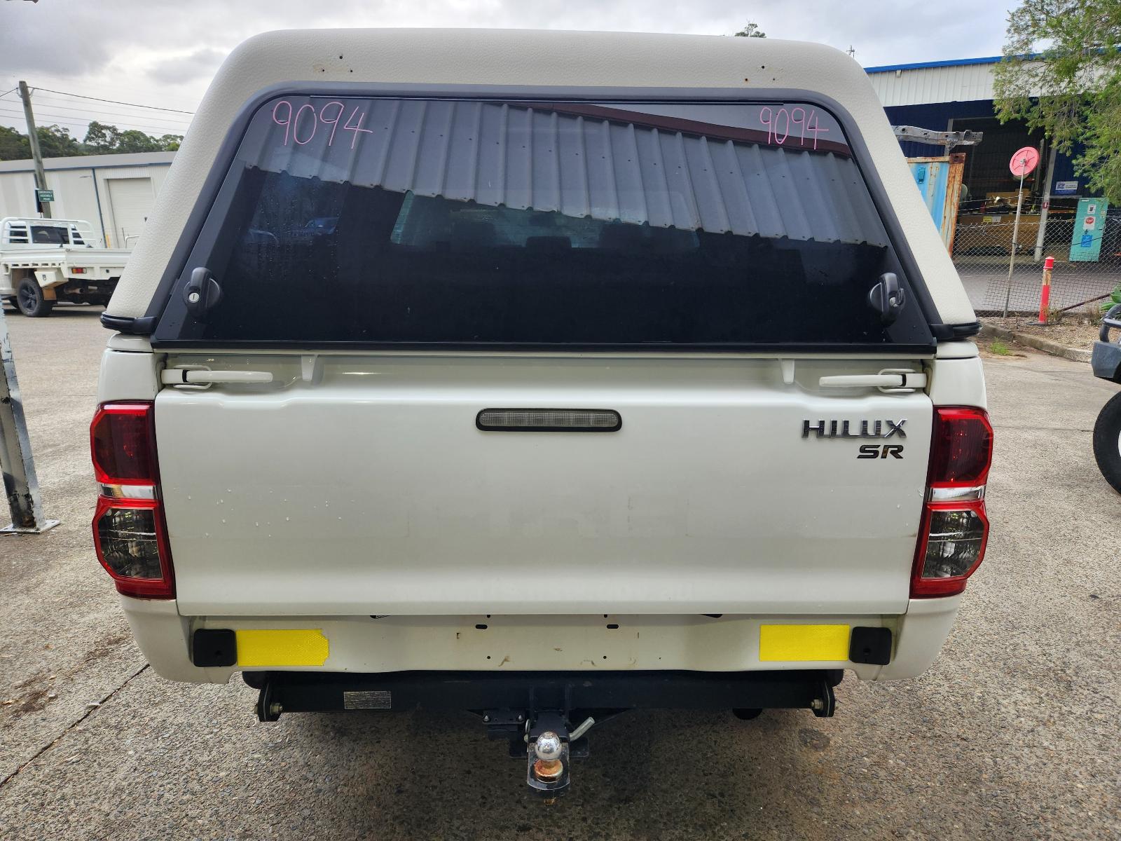 View Toyota Hilux 2014  