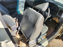 View Toyota Hilux 2001 2 Door Pickup