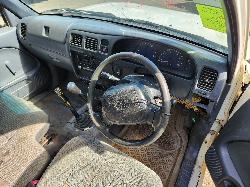 View Toyota Hilux 2001 2 Door Pickup