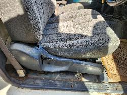 View Toyota Hilux 2001 2 Door Pickup