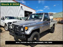 View Auto part Door/Boot/Gate Lock Toyota Landcruiser 1997