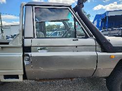 View Toyota Landcruiser 1997 2 Door Pickup