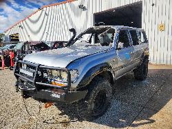 View Auto part Door/Boot/Gate Lock Toyota Landcruiser 1991