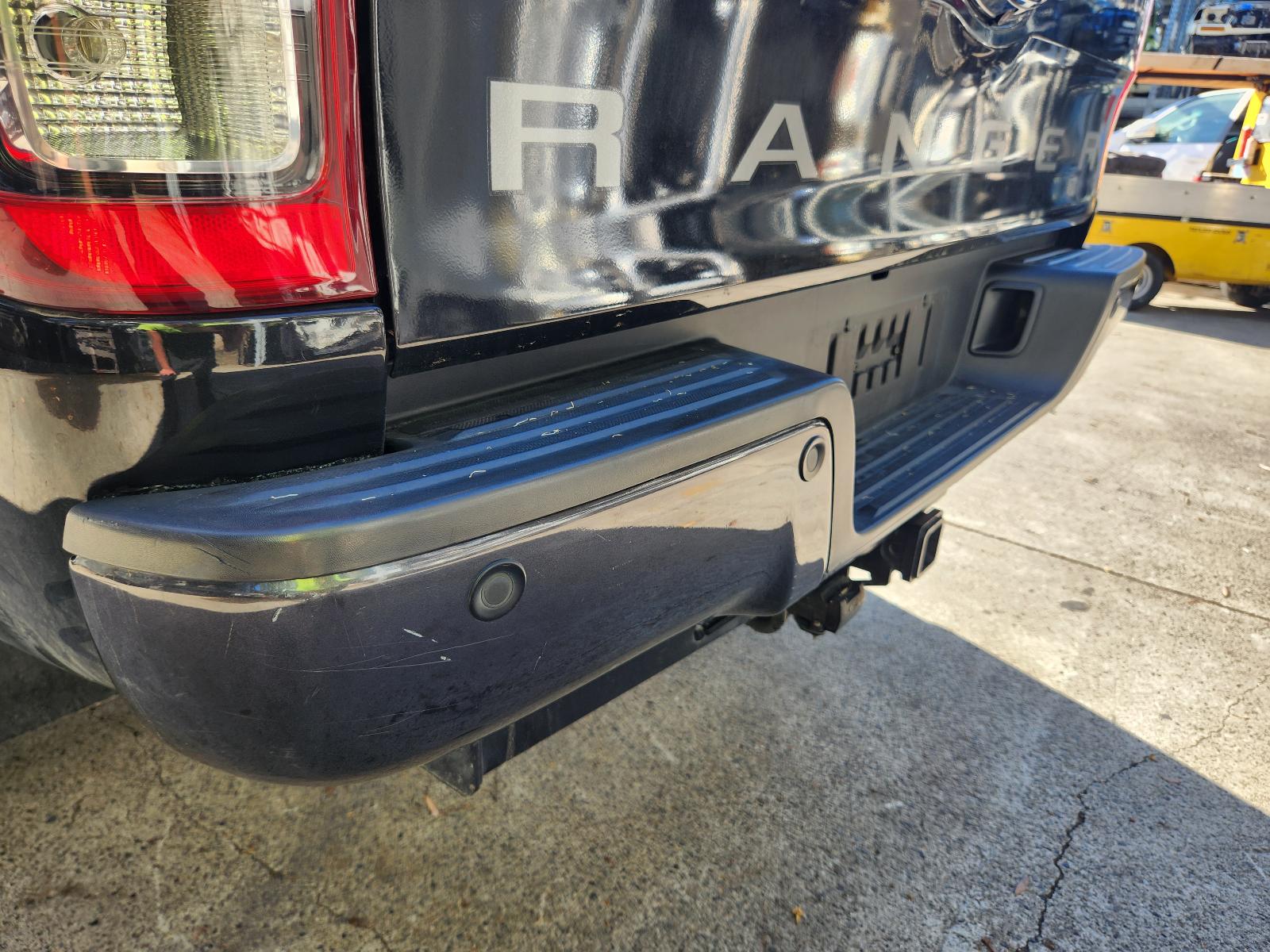 View Ford Ranger 2014  