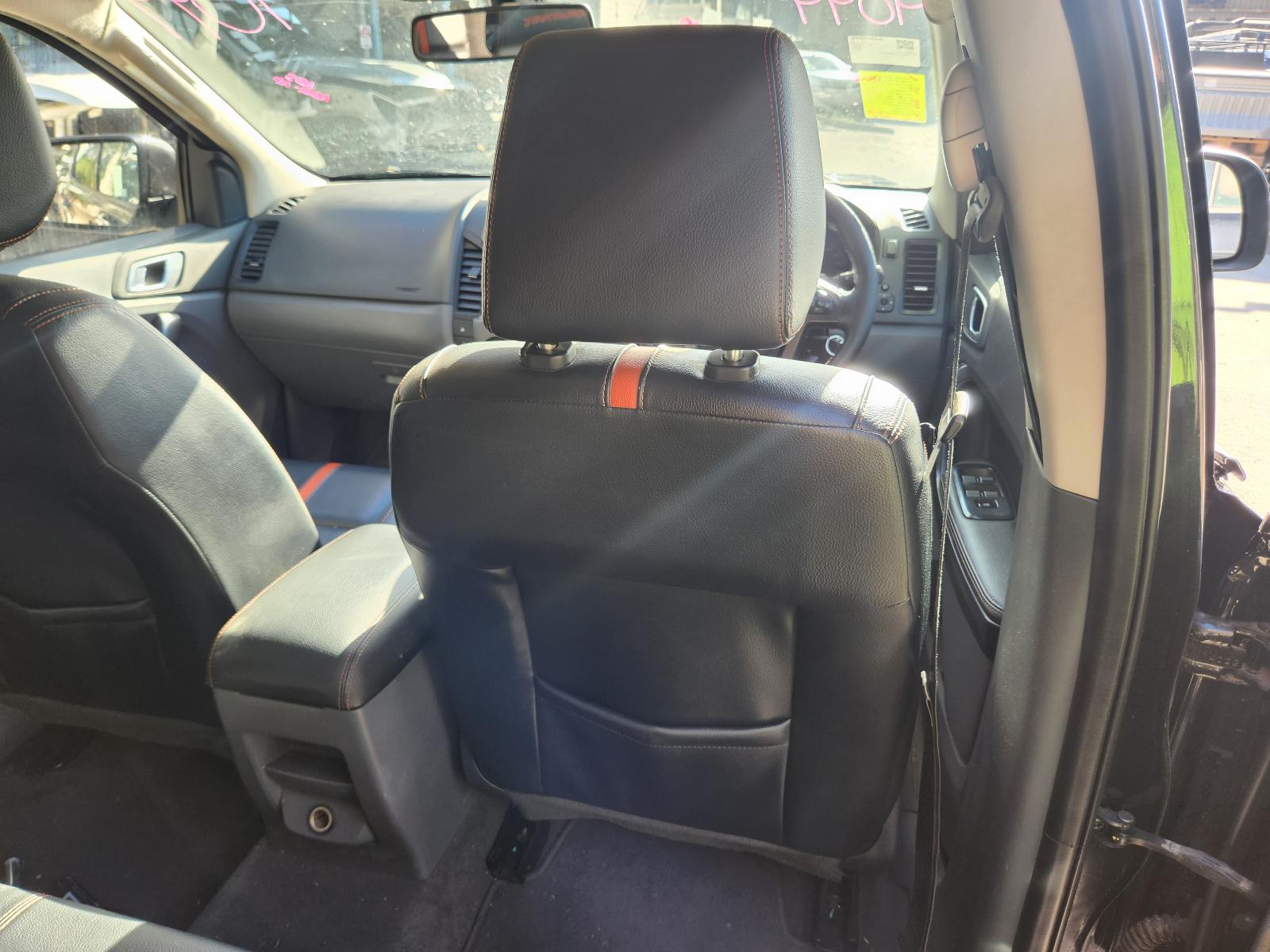 View Ford Ranger 2014  