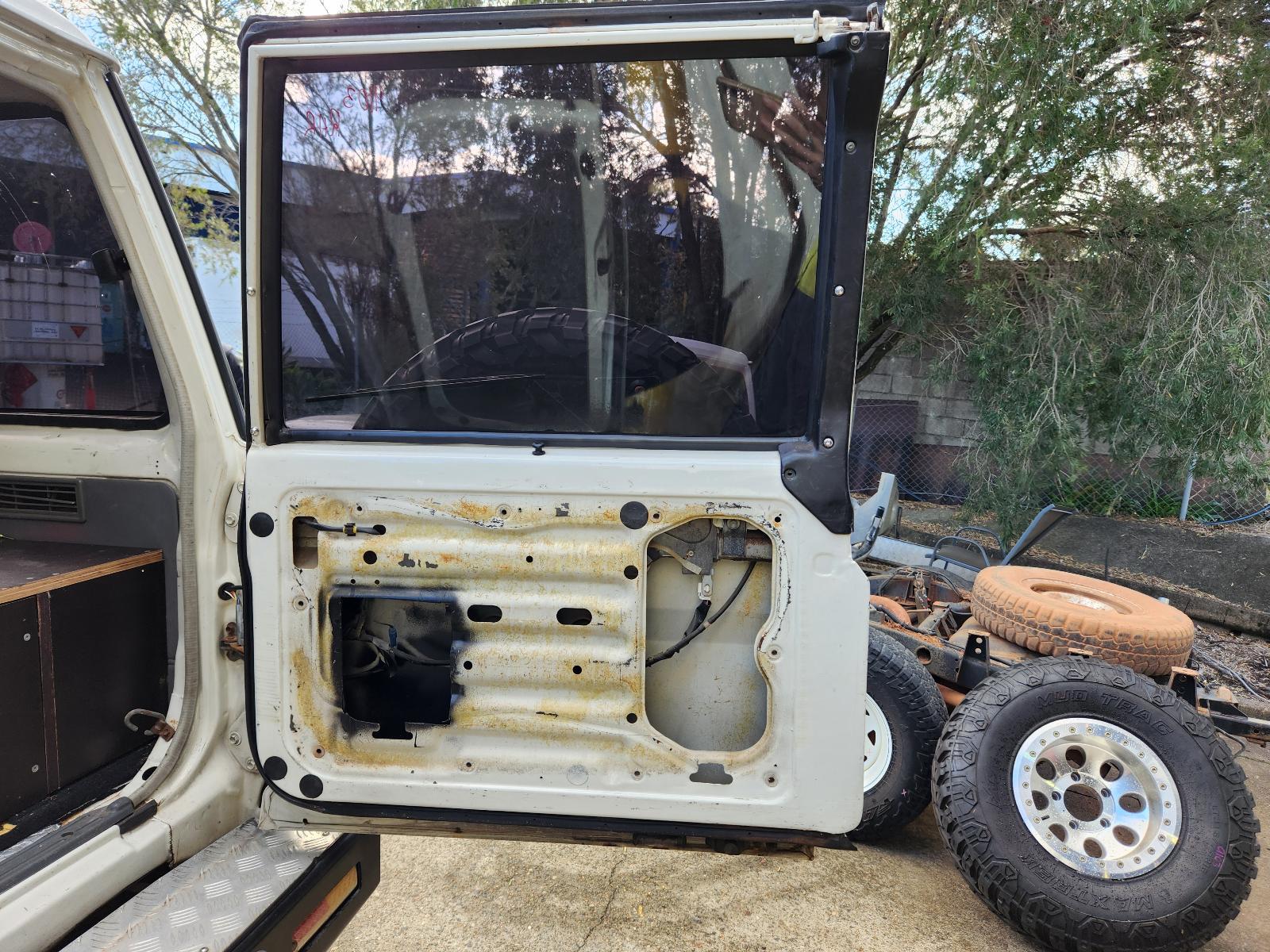 Toyota Landcruiser 2009 4 Door Station Wagon View Toyota Landcruiser 2009 4 Door Station Wagon