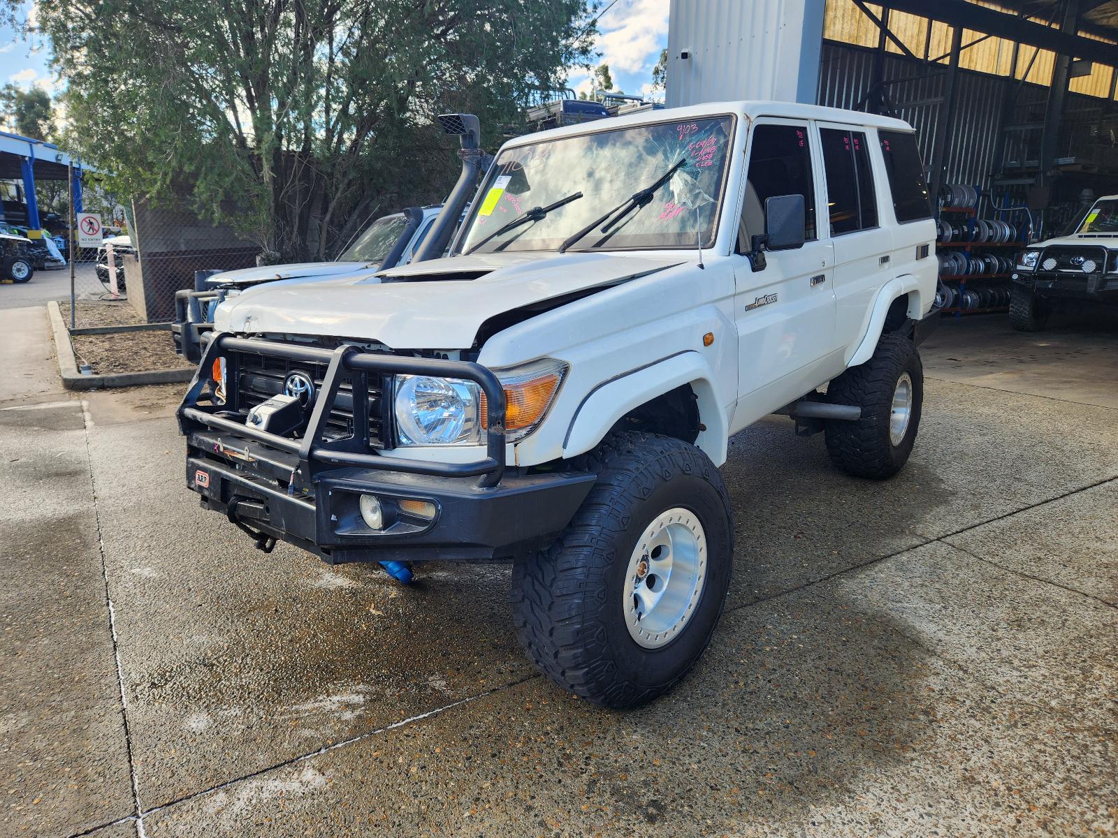 Toyota Landcruiser 2009 4 Door Station Wagon View Toyota Landcruiser 2009 4 Door Station Wagon