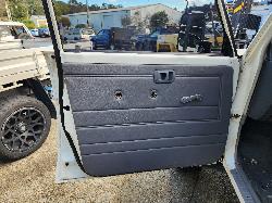 View Toyota Landcruiser 2009 4 Door Station Wagon