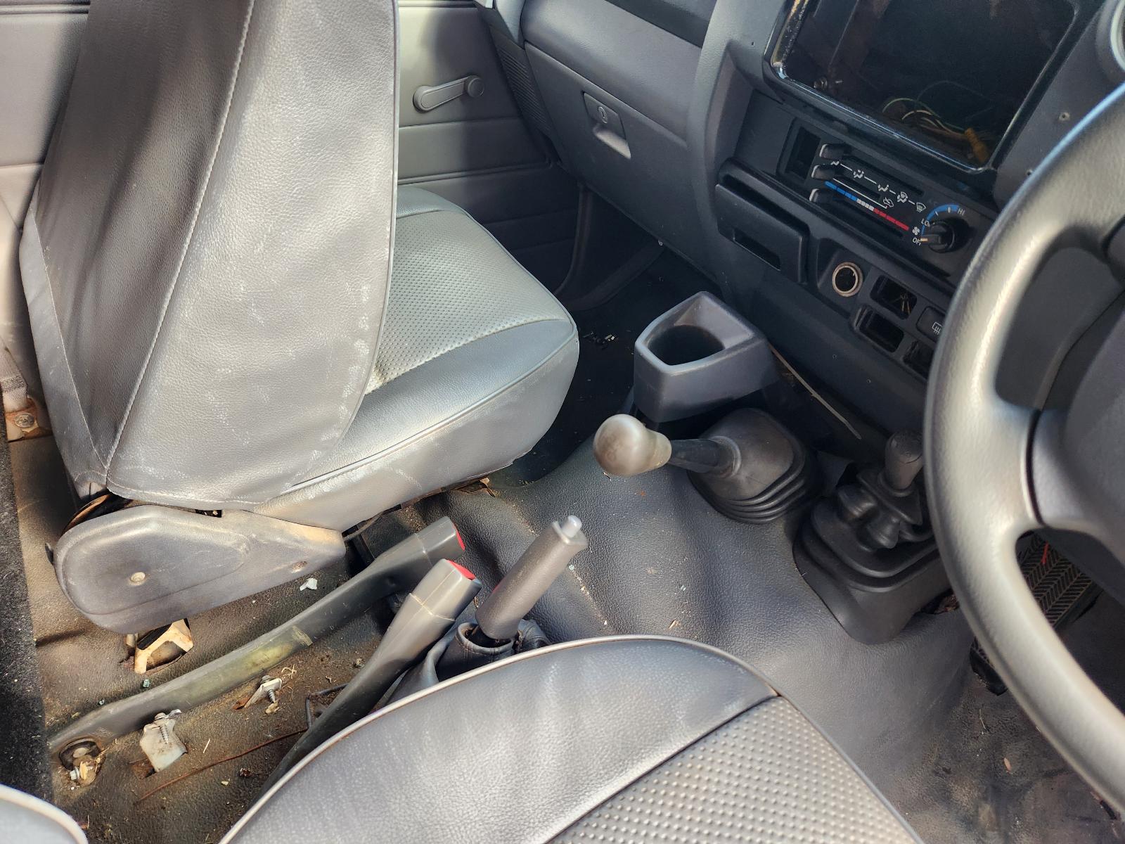 Toyota Landcruiser 2009 4 Door Station Wagon View Toyota Landcruiser 2009 4 Door Station Wagon